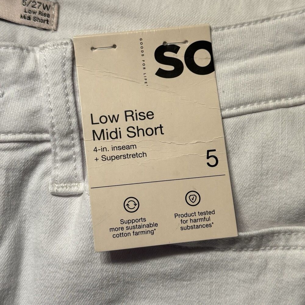 SO Womens 5 Low Rise Midi Shorts White Cuffed Stretch Denim Casual Summer NWT - Picture 3 of 11